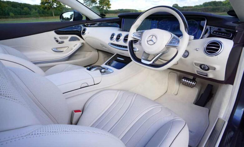Mercedes Benz E Class Convertible A Luxurious Drive for Car Enthusiasts